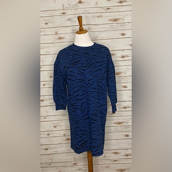 Anthropologie Dresses & Skirts - Anthropologie Velvet by Graham & Spencer Malika tunic mini dress
